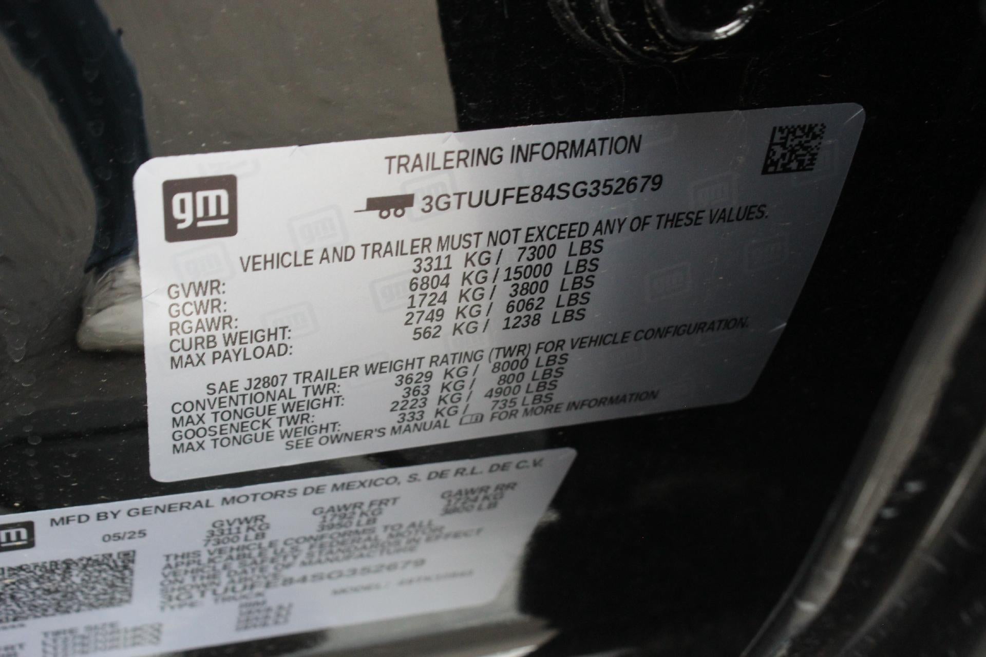 2025 GMC Sierra 1500 AT4X