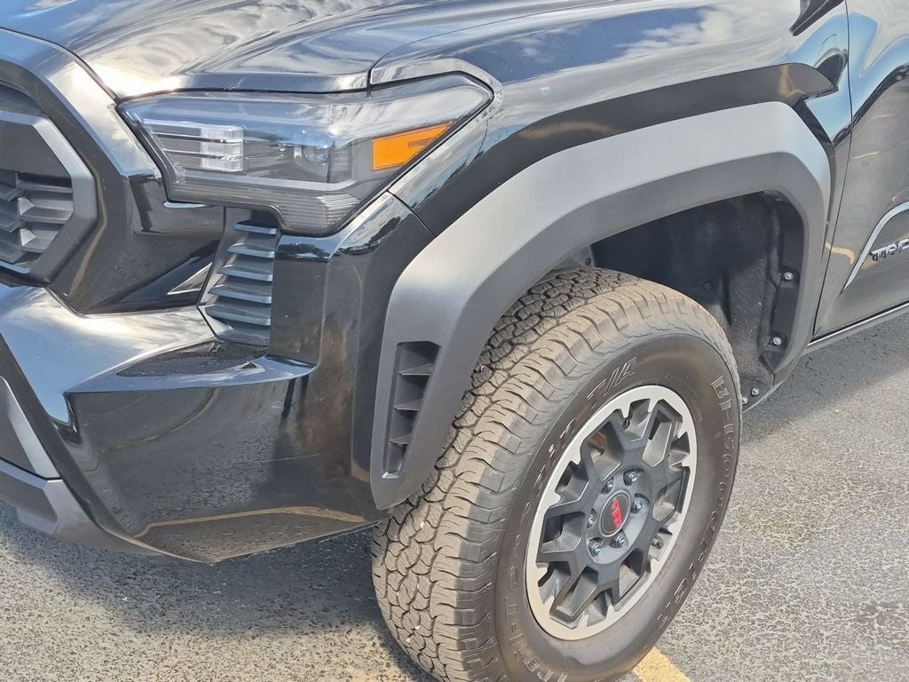 2026 Toyota Tacoma 4WD SR5