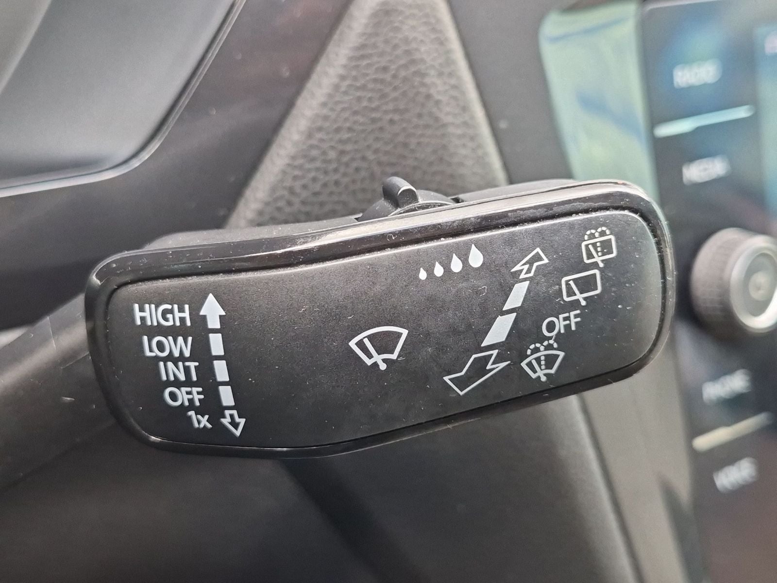2020 Volkswagen Tiguan 2.0T SE