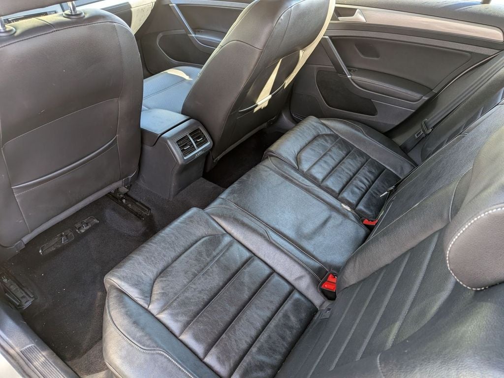 2015 Volkswagen Golf SportWagen TDI S 4-Door