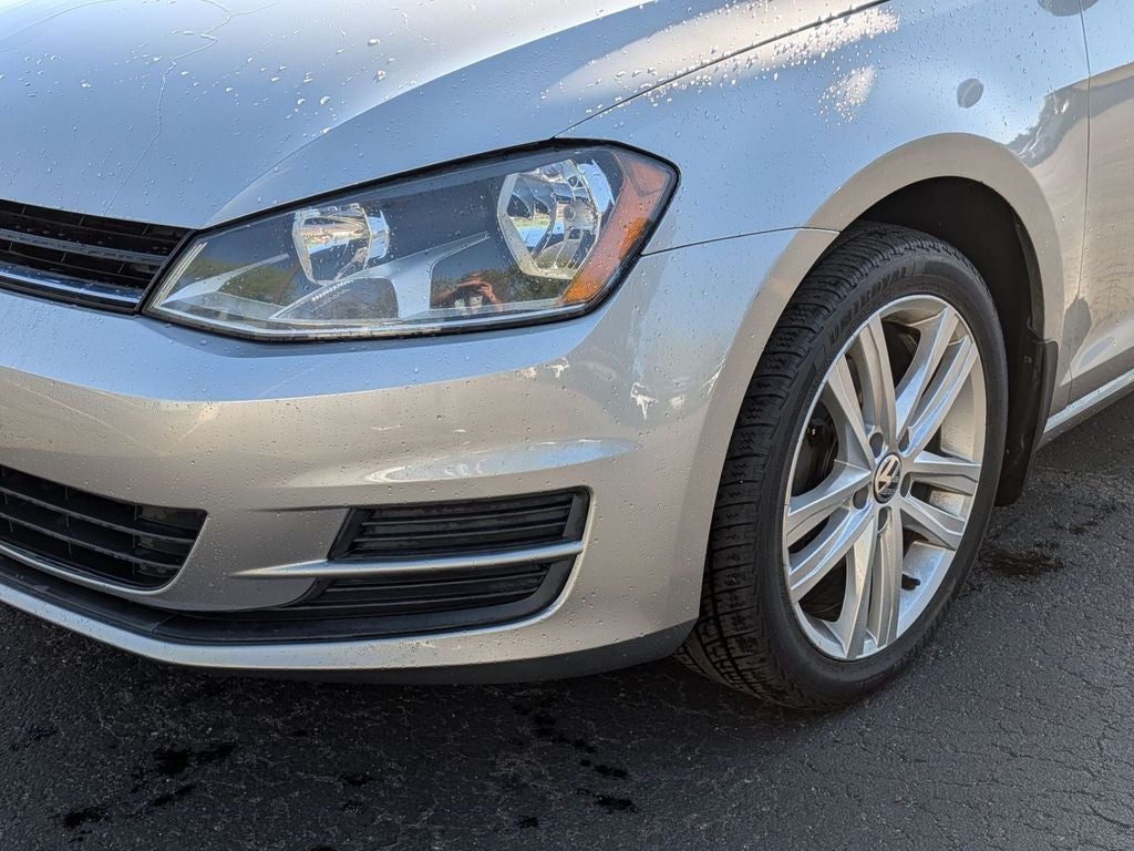 2015 Volkswagen Golf SportWagen TDI S 4-Door