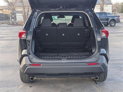 2022 Toyota RAV4 Hybrid LE