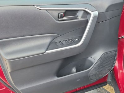 2021 Toyota RAV4 Hybrid LE