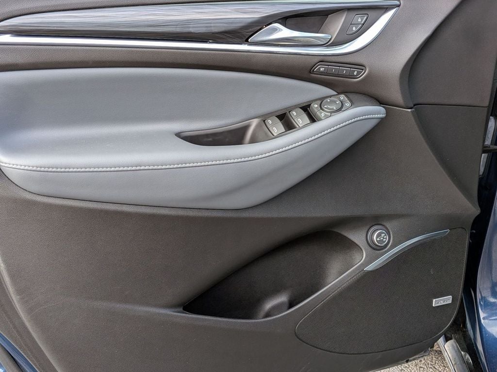 2023 Buick Enclave Premium
