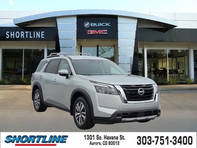 2025 Nissan Pathfinder SL