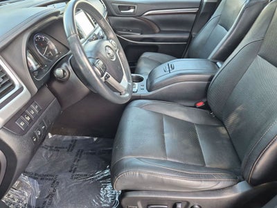 2016 Toyota Highlander Limited Platinum V6