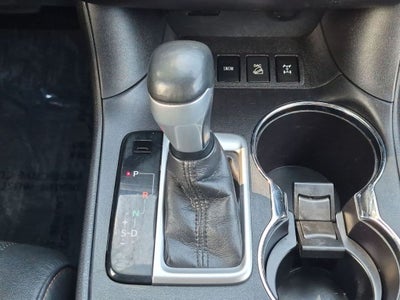 2016 Toyota Highlander Limited Platinum V6