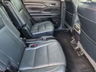 2016 Toyota Highlander Limited Platinum V6