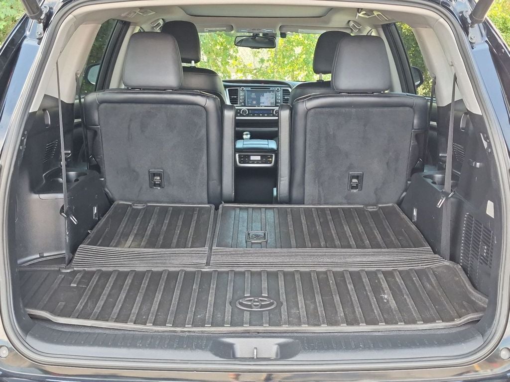 2016 Toyota Highlander Limited Platinum V6