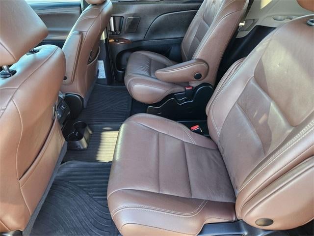 2017 Toyota Sienna Limited Premium 7 Passenger