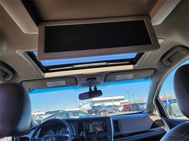 2017 Toyota Sienna Limited Premium 7 Passenger