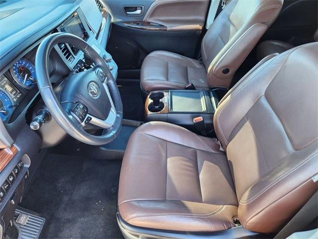 2017 Toyota Sienna Limited Premium 7 Passenger
