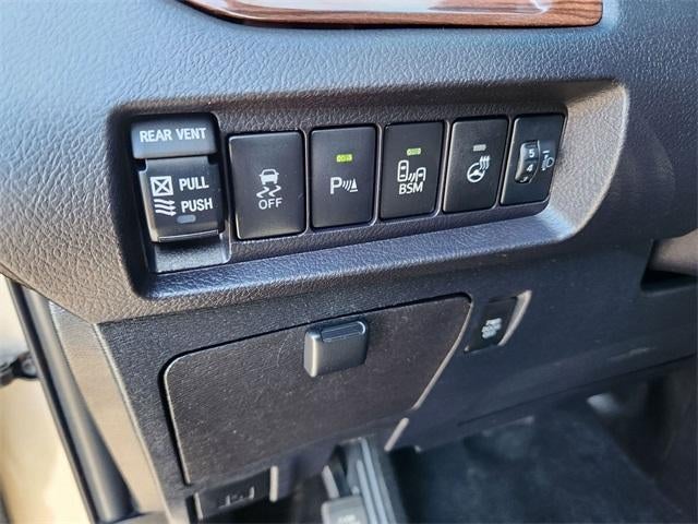 2017 Toyota Sienna Limited Premium 7 Passenger