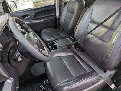 2018 Toyota Sienna SE