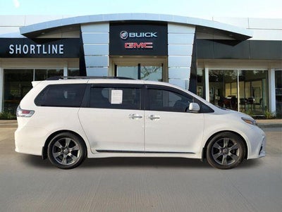 2018 Toyota Sienna SE