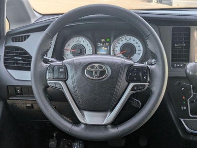 2018 Toyota Sienna SE