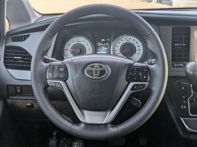 2018 Toyota Sienna SE
