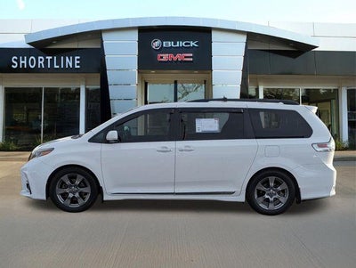 2018 Toyota Sienna SE