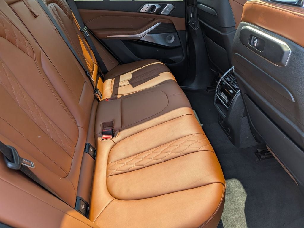 2024 BMW X5 M60i