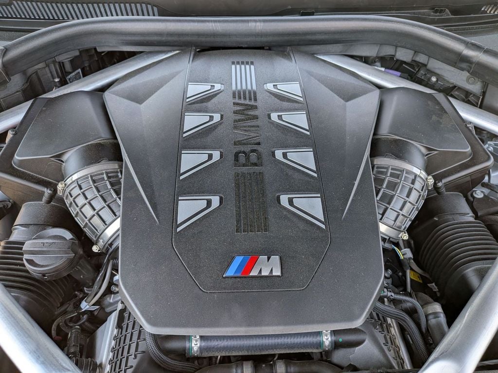 2024 BMW X5 M60i