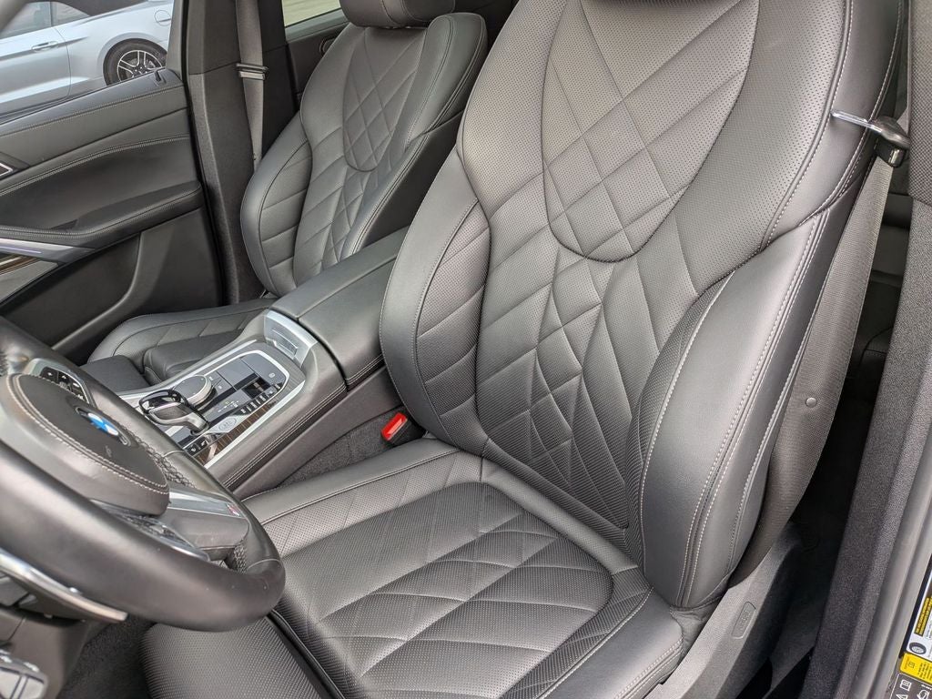 2023 BMW X6 xDrive40i