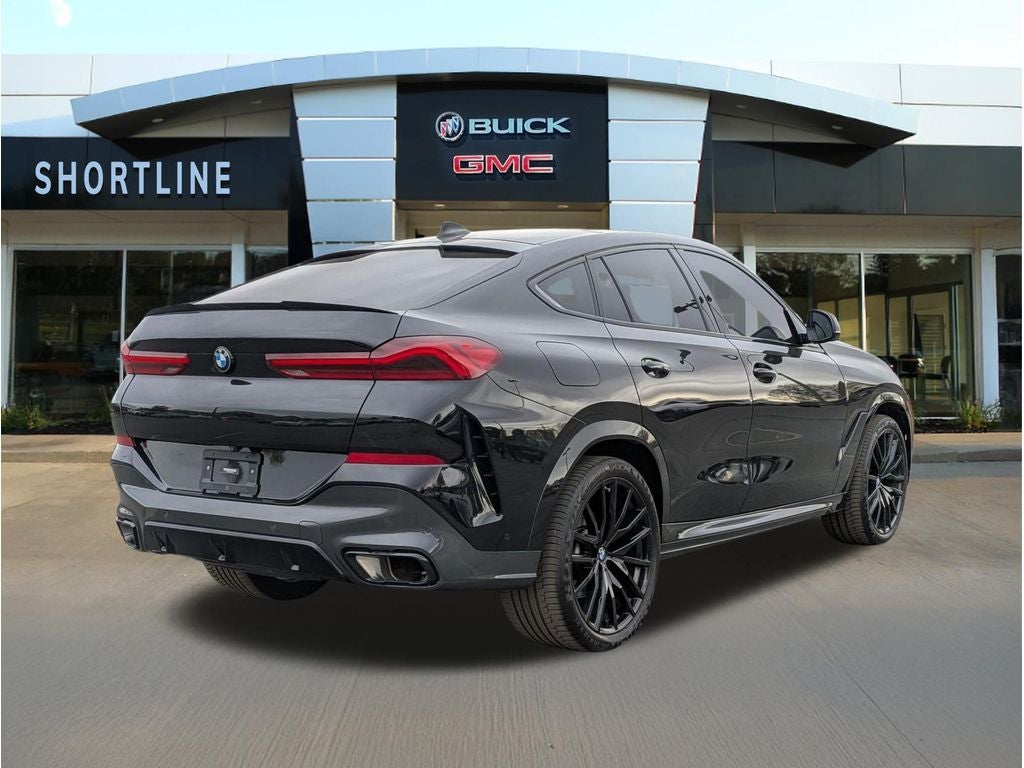 2023 BMW X6 xDrive40i