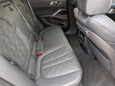 2023 BMW X6 xDrive40i