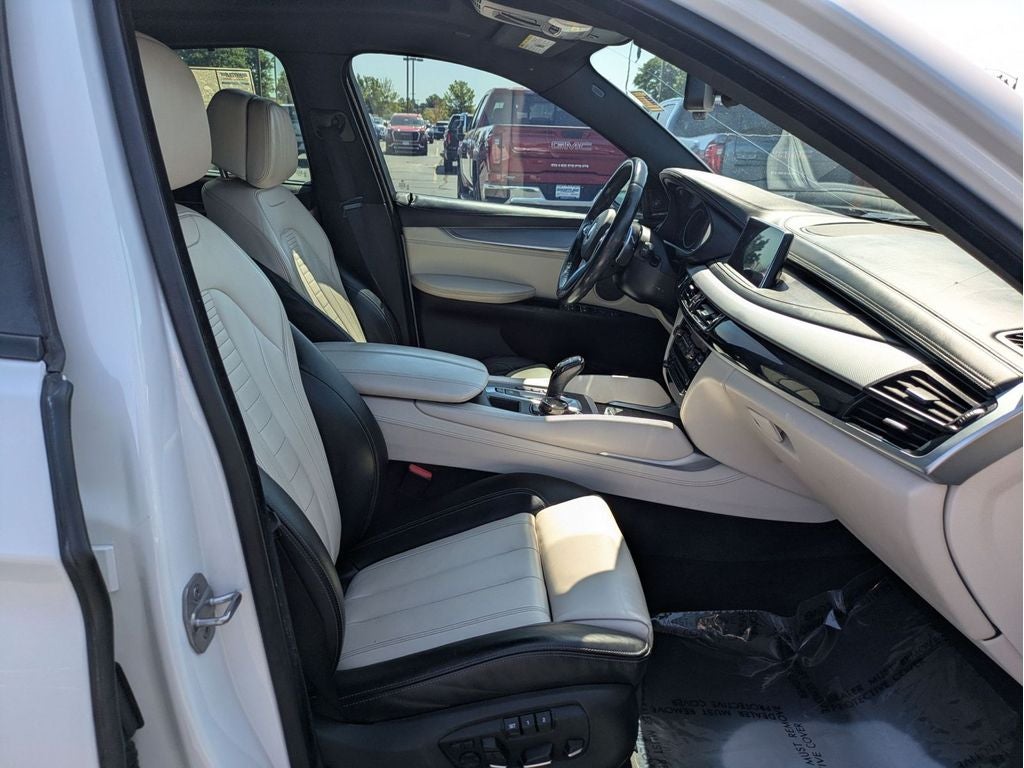 2016 BMW X6 xDrive50i