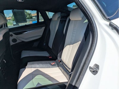 2016 BMW X6 xDrive50i