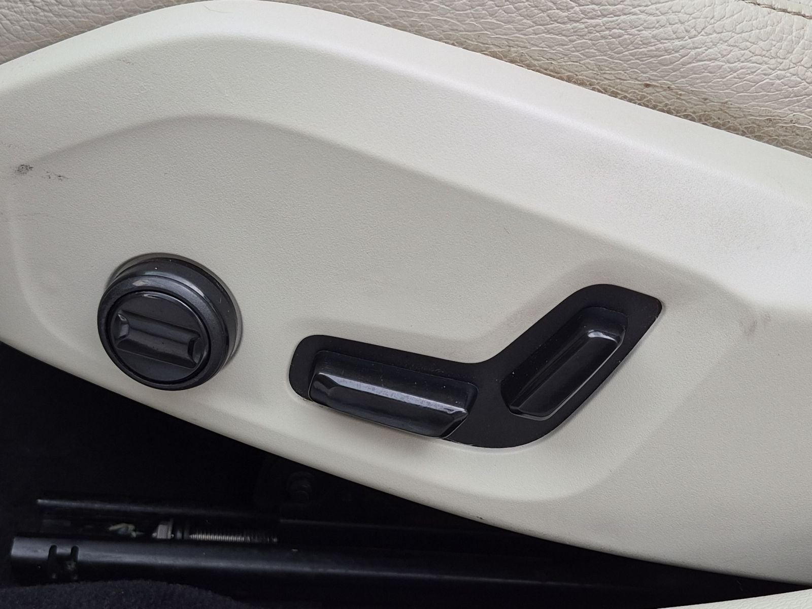 2019 Volvo S60 T6 Momentum