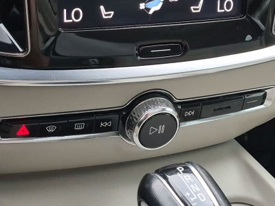 2019 Volvo S60 T6 Momentum
