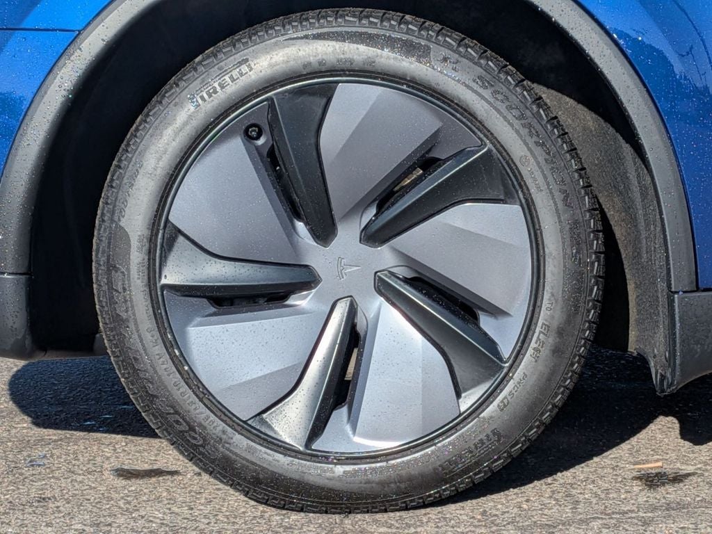 2026 Tesla Model Y Premium