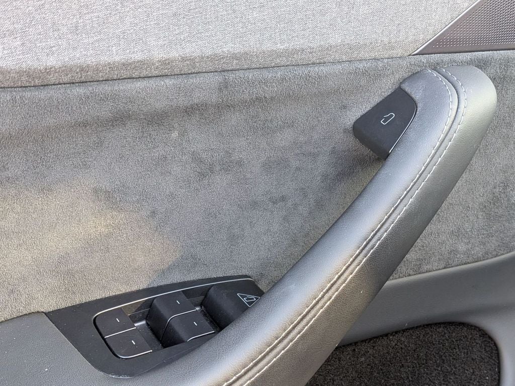 2026 Tesla Model Y Premium