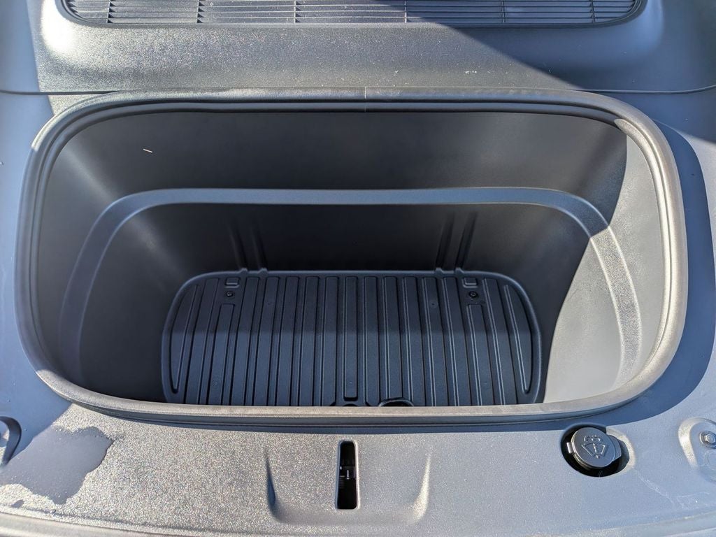 2026 Tesla Model Y Premium