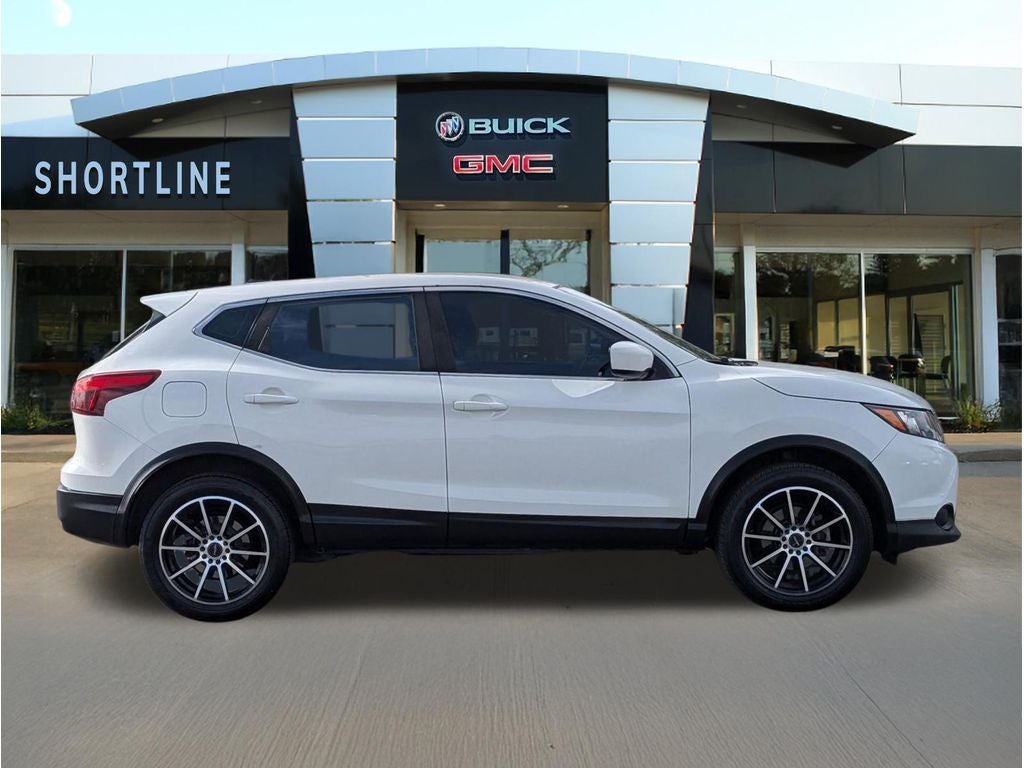 2018 Nissan Rogue Sport S