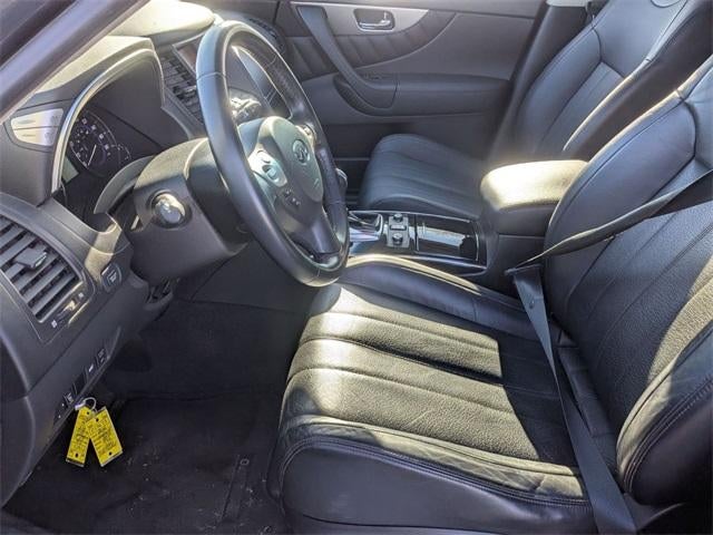 2016 INFINITI QX70 Base