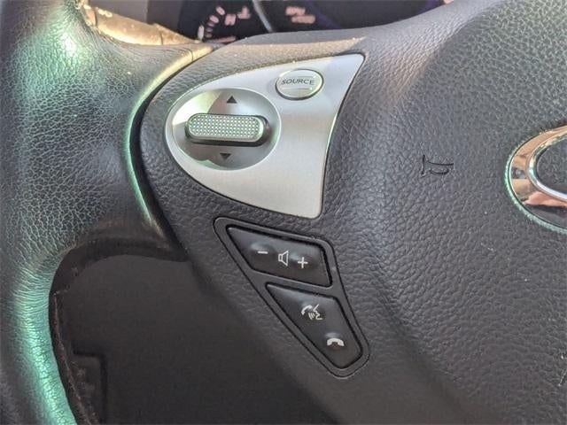 2016 INFINITI QX70 Base