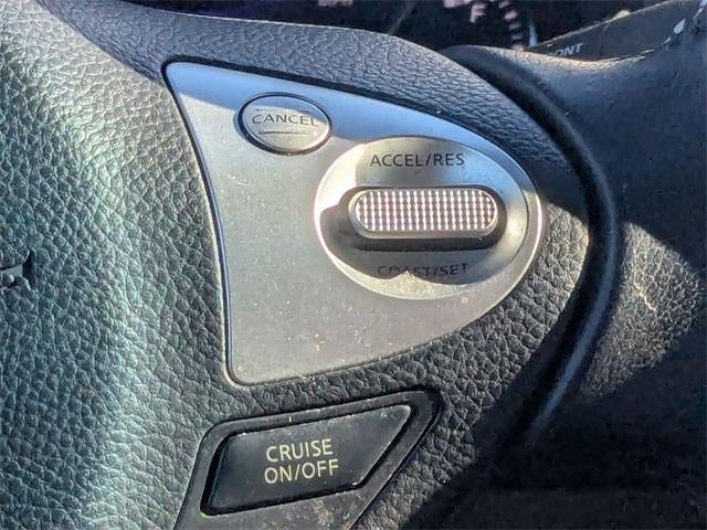 2016 INFINITI QX70 Base