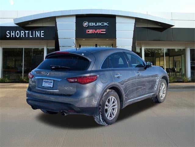 2016 INFINITI QX70 Base