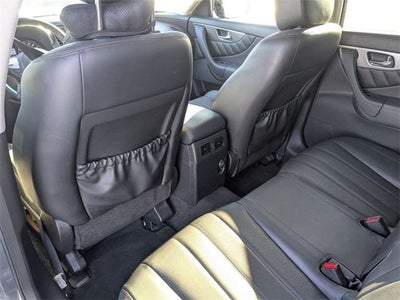 2016 INFINITI QX70 Base