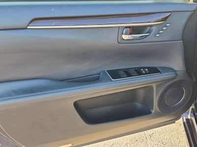 2016 Lexus ES 300h Hybrid