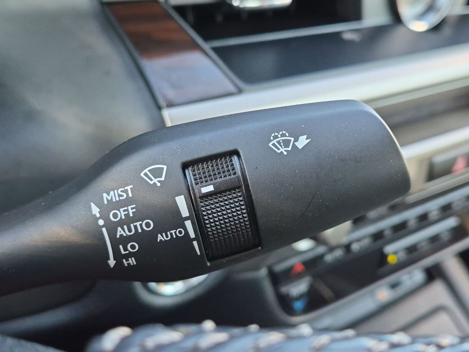 2016 Lexus ES 300h Hybrid