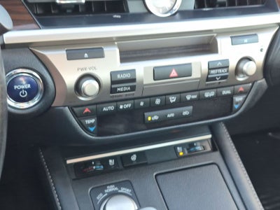 2016 Lexus ES 300h Hybrid