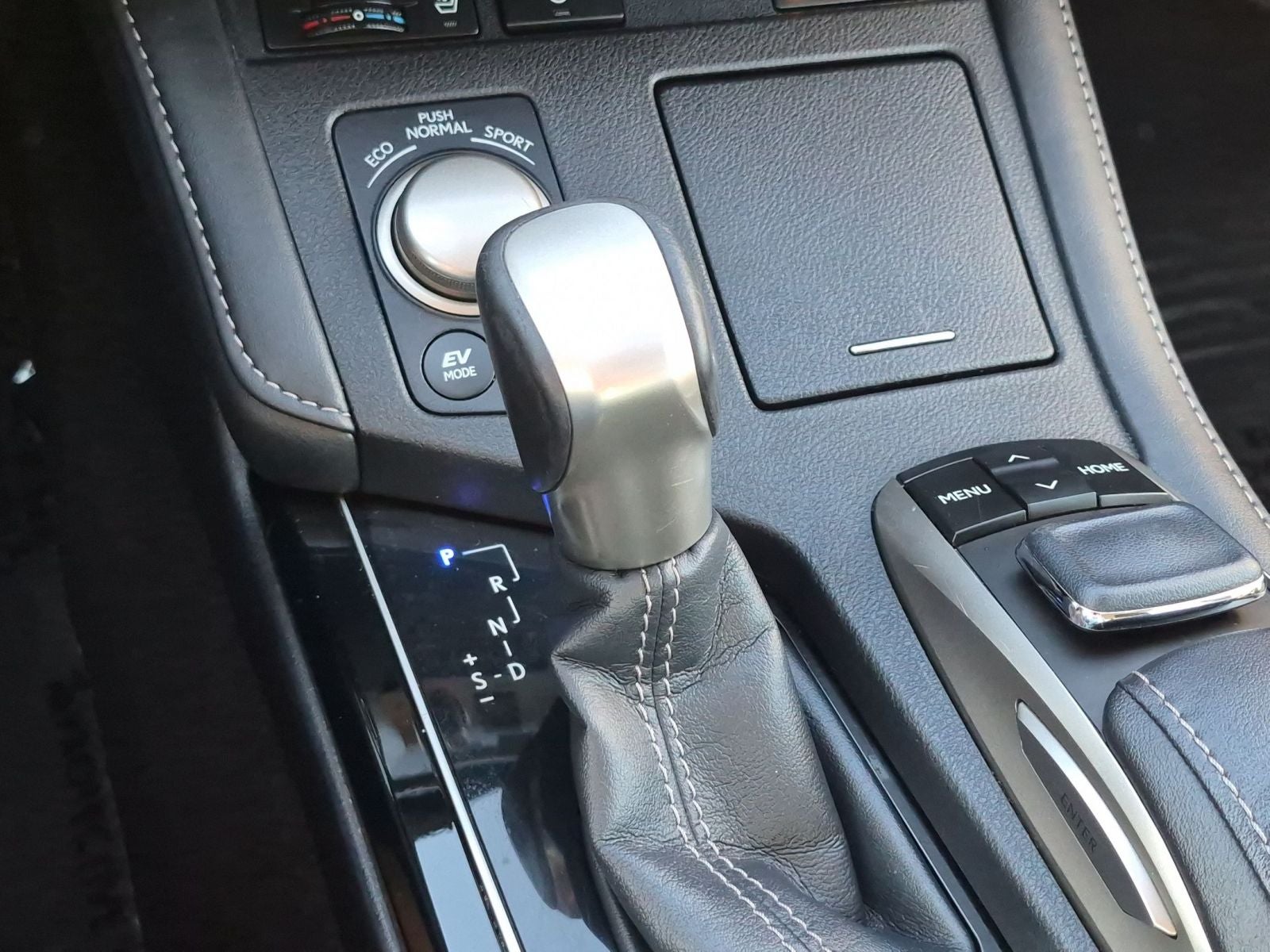 2016 Lexus ES 300h Hybrid
