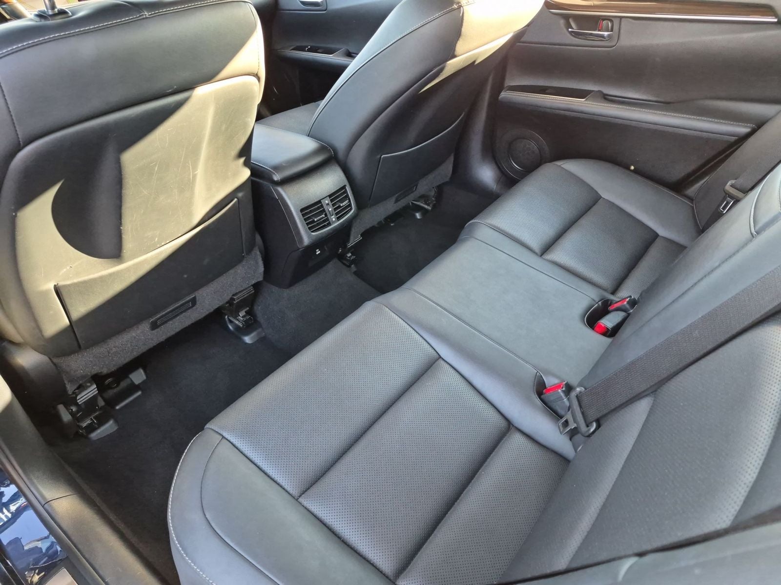 2016 Lexus ES 300h Hybrid