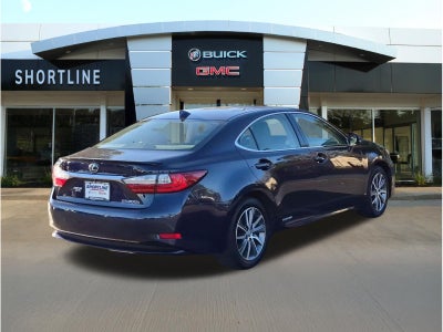 2016 Lexus ES 300h Hybrid