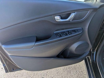 2022 Hyundai Kona Electric SEL
