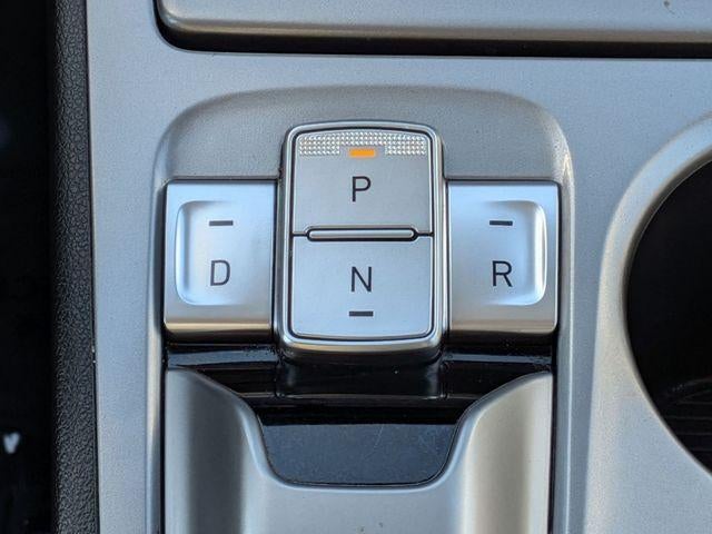 2022 Hyundai Kona Electric SEL