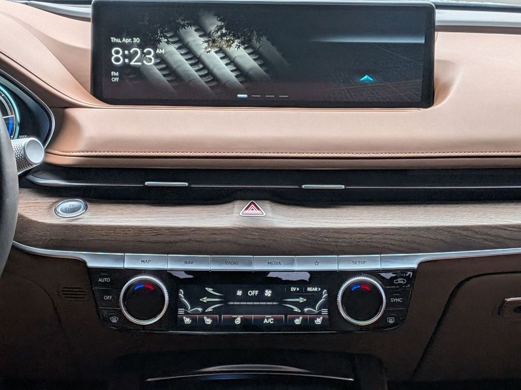 2023 Genesis Electrified G80 Base