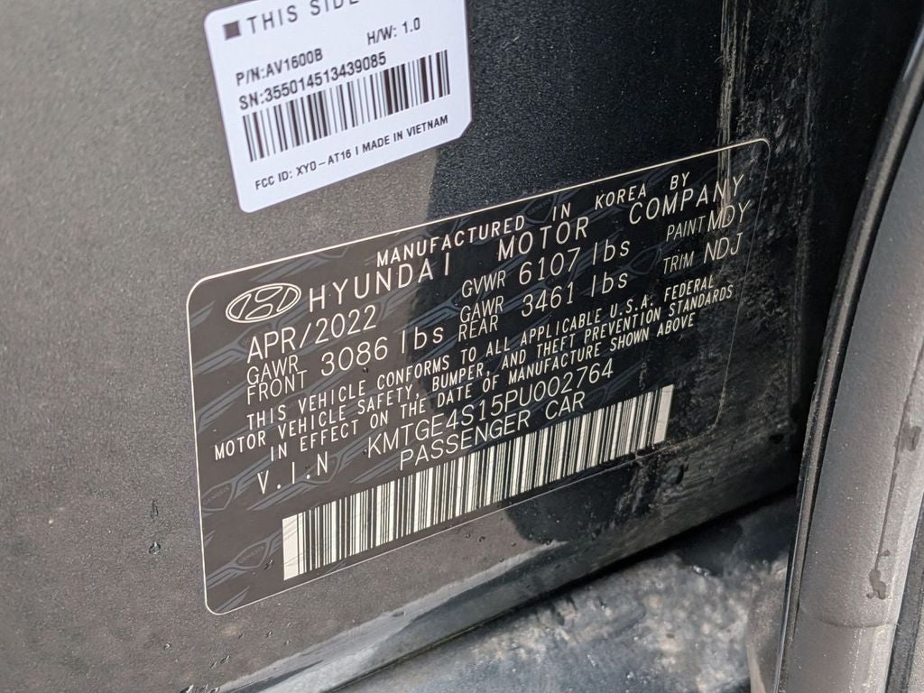 2023 Genesis Electrified G80 Base